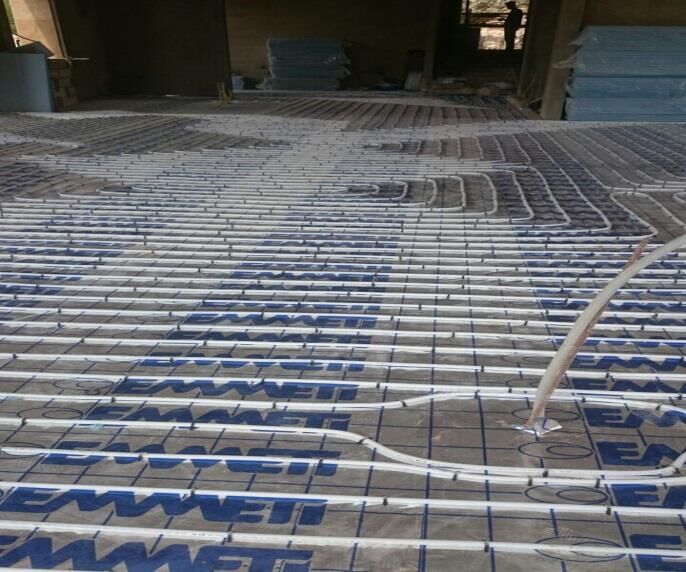Underfloor heating loops